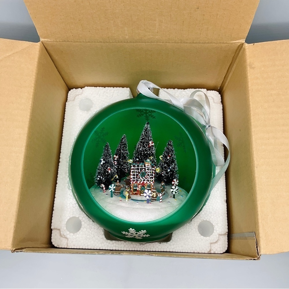 Mr. Christmas Large Ornament Animated Lighted Musical Original Box Hanging Green - Picture 9 of 16
